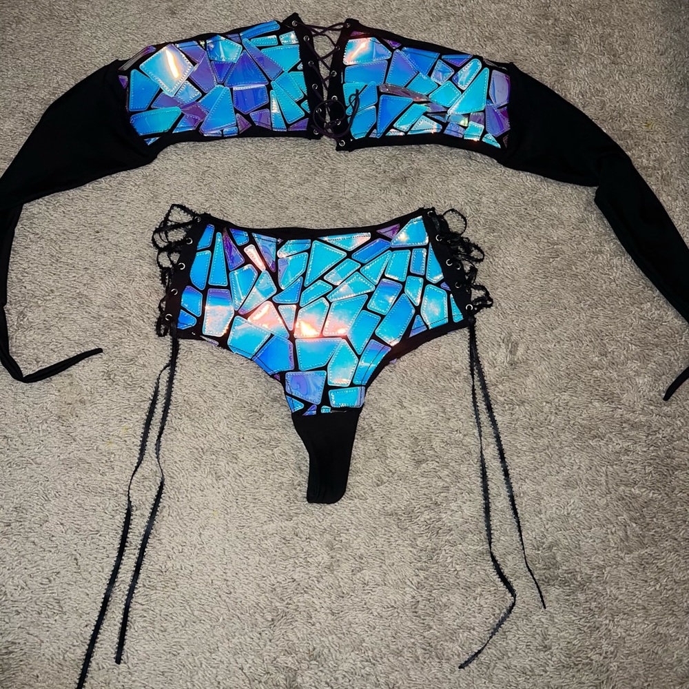 Two Piece Rave Set